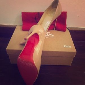 Décolleté 554 Nude Patent Leather